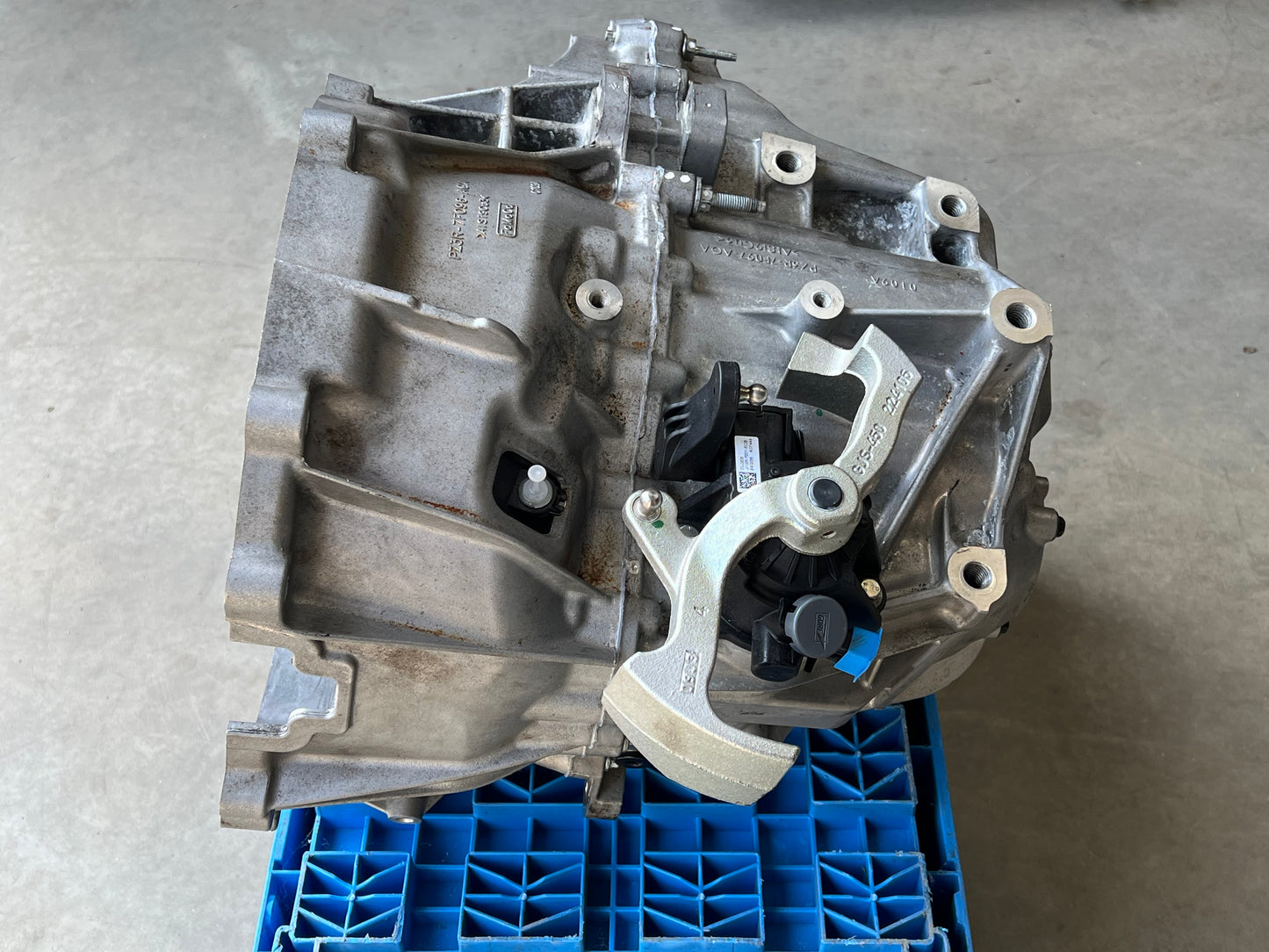 FORD TRANSIT CUSTOM II 2024 2.0 ECOBLUE GEARBOX PZ3R-7002-KGA