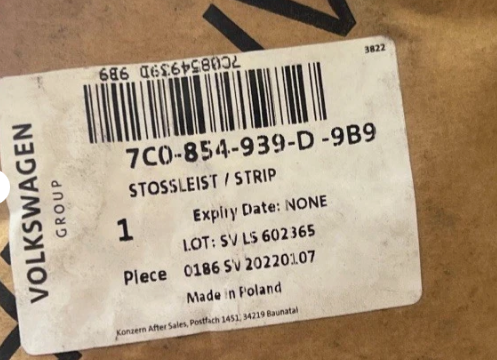 New Genuine Volkswagen Crafter Front Left Lower Door Moulding Trim 7C0854939D9B9