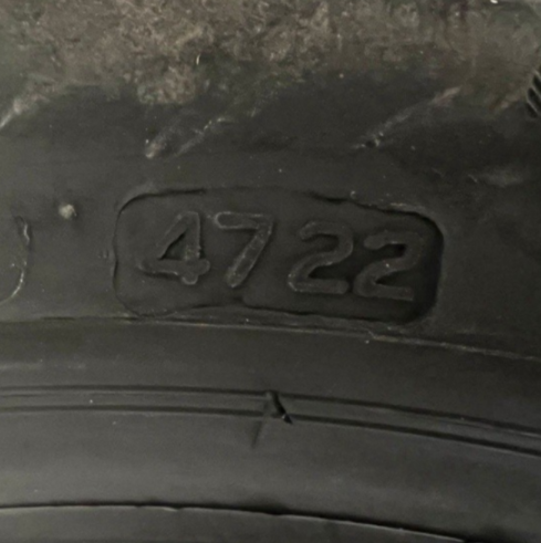 New Firestone Roadhawk 215/45 R17 91Y XL (x2 Tyres)