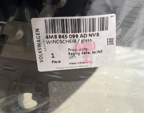 New Genuine Audi Q8 / RSQ8 / SQ8 Windscreen 4M8 845 099 AD NVB