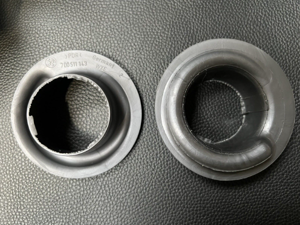 New Genuine VW Transporter/Caravelle (x2) Syncro Cap For Coil Spring Lower 7D0511143