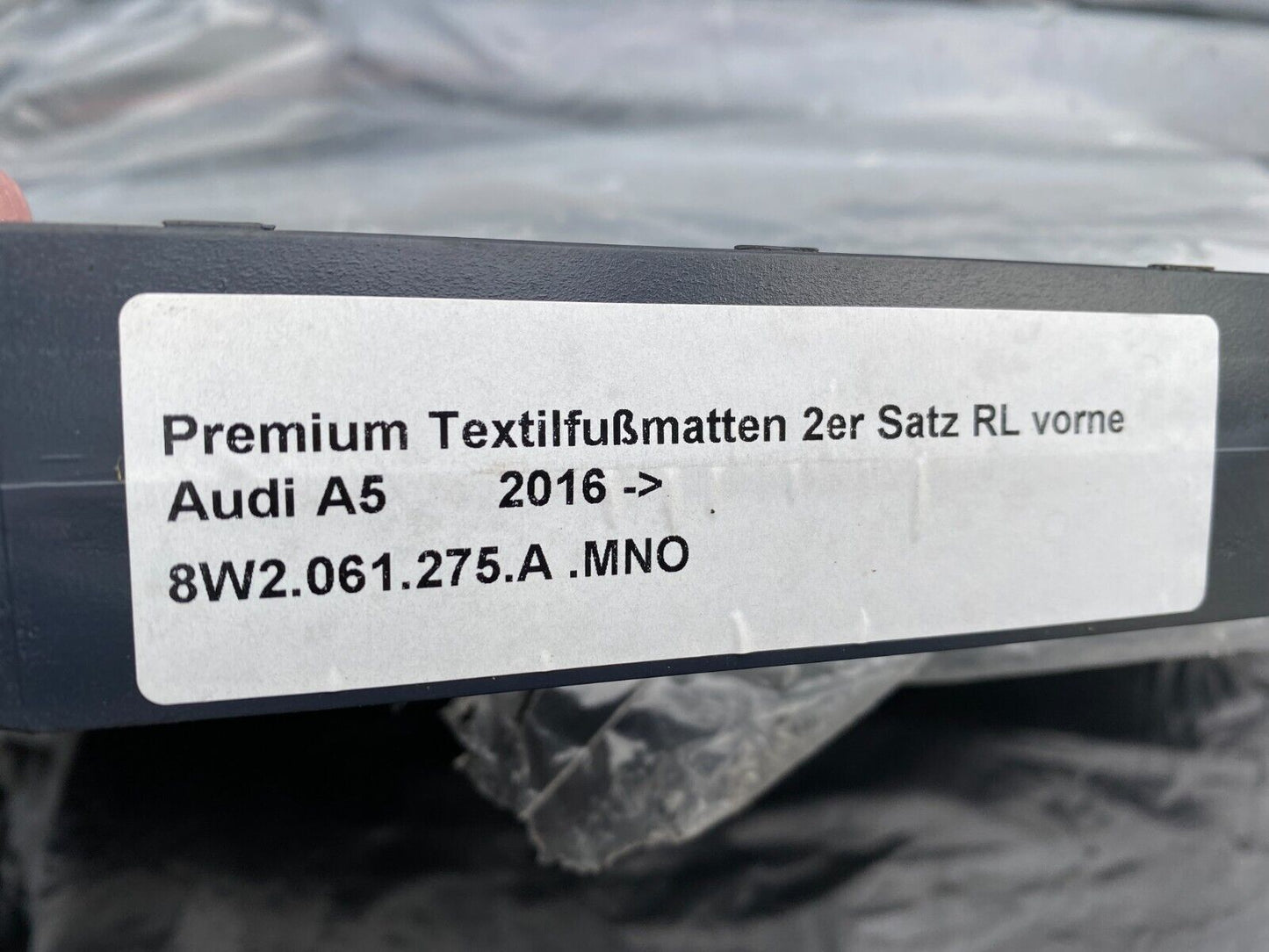New Genuine Audi A5/S5/RS5 2016 on front mats Soul black 8W2061275A MNO