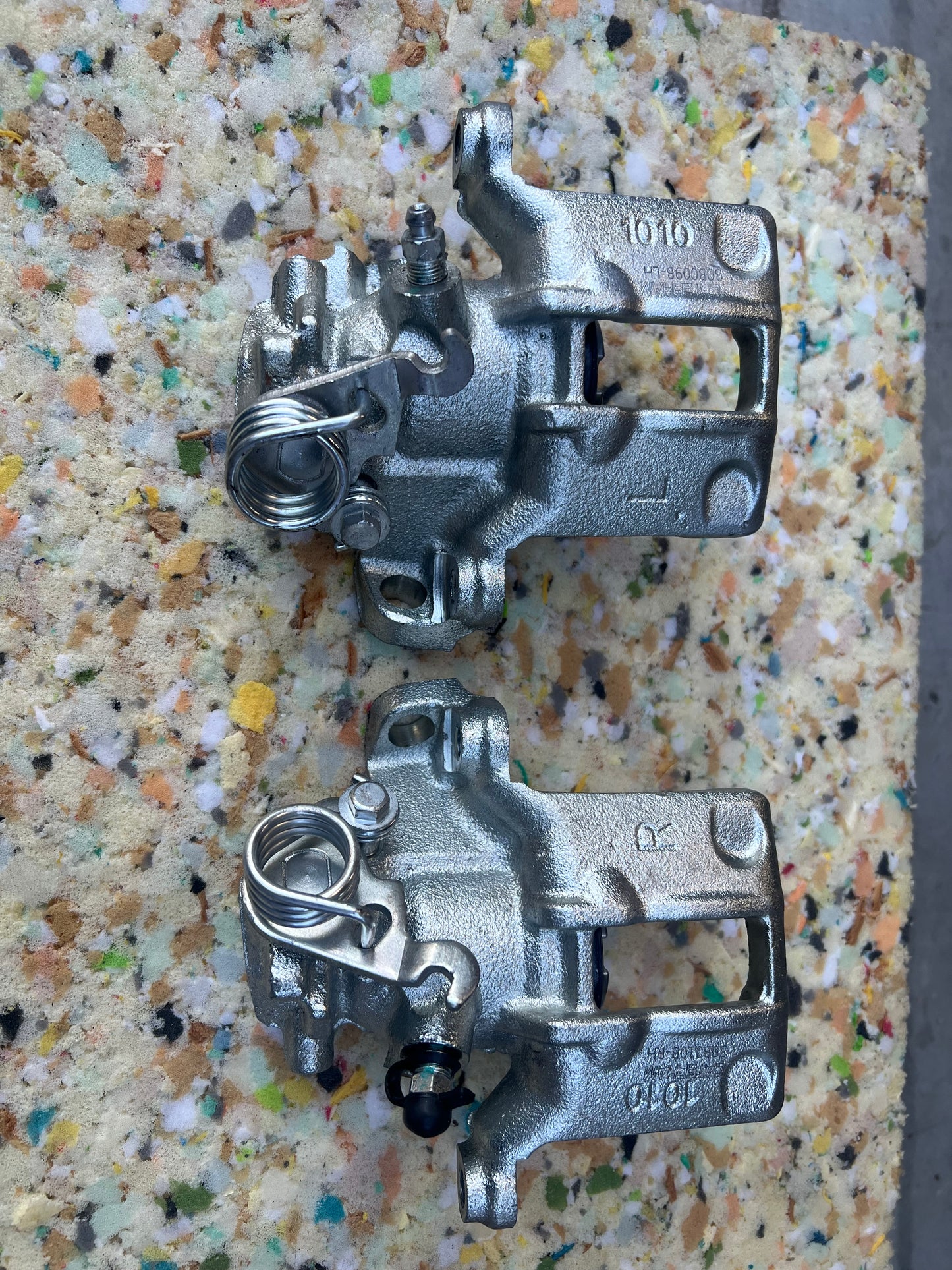 New (other ) Pair of Caterham 7 / Ford Rear Brake Calipers