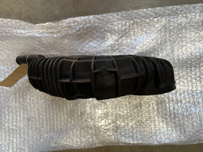New Genuine Audi 80 90 S2 B4 Air intake duct part 048133357
