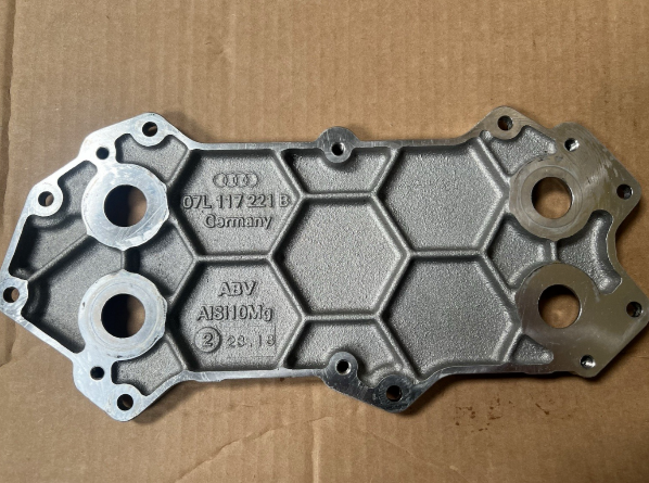 Genuine Audi R8 Coupe/Spyder Oil Cooler Base Plate 07L117221B