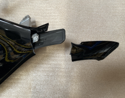 Damaged Genuine Aston Martin DB11 2016-23 AM5 Left Door Wing Mirror + Camera HY56-17683-AF