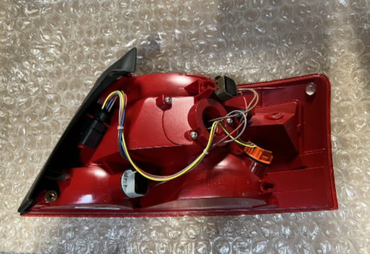 New Genuine Audi A4/S4/RS4 Tail Light 8H0945095D