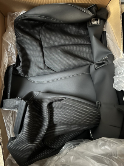 New Genuine Audi A1/S1 (cloth/leatherette) Seat Cover (black)/silver 82A885405DRSB