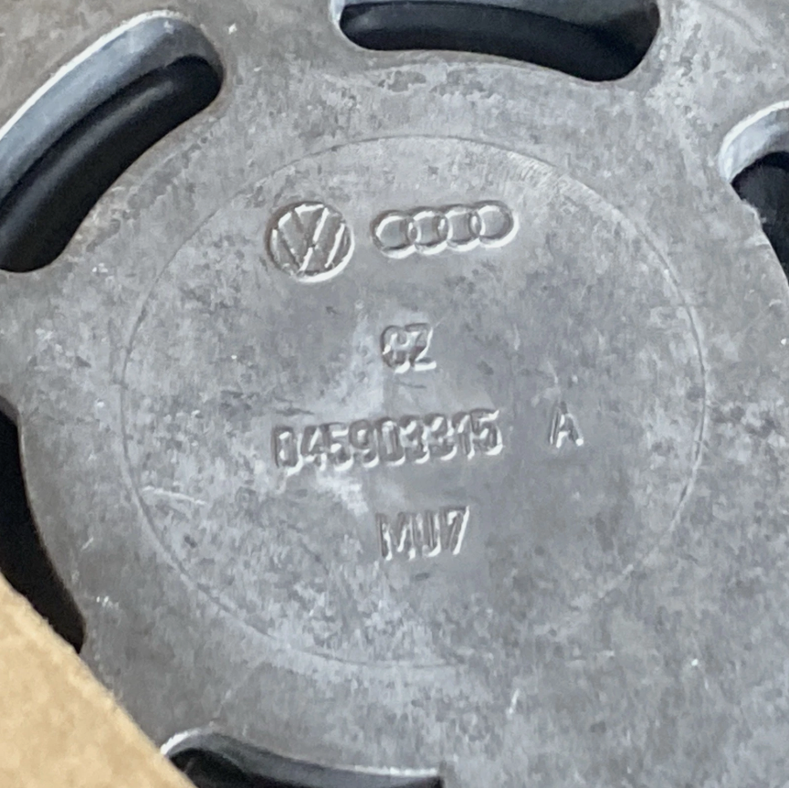 New Genuine Audi SEAT Skoda VW Belt Tensioner 045903315A