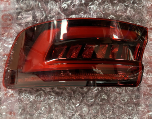 New (other ) Genuine Full set of Audi A4/S4/Avant/Quattro LED Rear Lights
