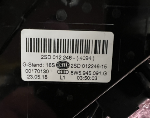 New (other ) Genuine Full set of Audi A4/S4/Avant/Quattro LED Rear Lights