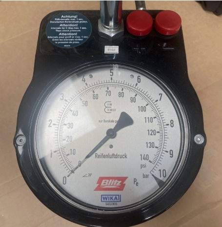 New Blitz Portable Tyre Pressure Regulator 4057612128840