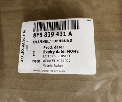 New Genuine Audi A3 Rear Left Window Guide 8Y5839431A