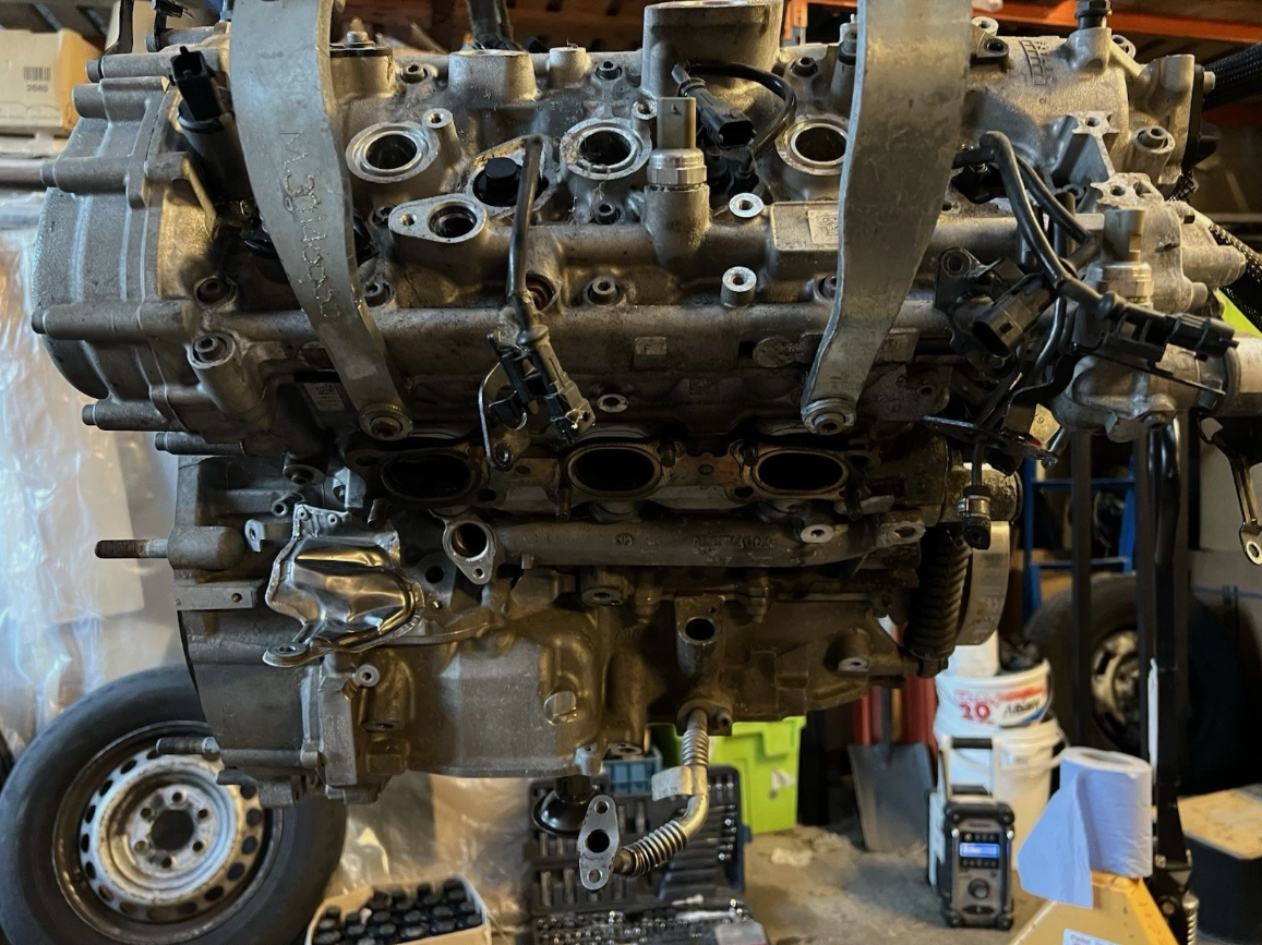 Alfa Romeo Giulia Quadrifoglio Bi Turbo 2.9 V6 petrol engine spares or repairs
