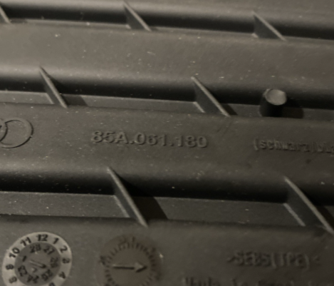 New Genuine Audi A6 e-tron Rubber Boot Liner 85A061180