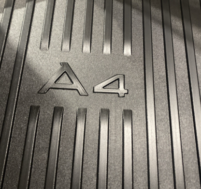 New Genuine Audi A4/S4/RS4 Plastic Boot Liner 8W9061180