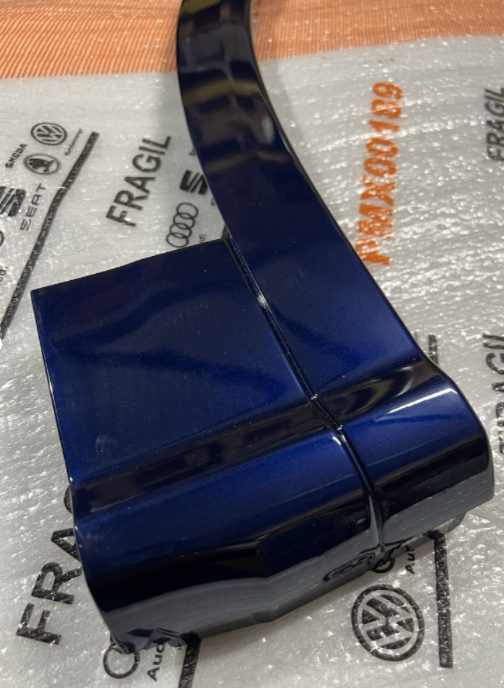 New Genuine Audi Q5 Front Right Fender Arc (Painted) 80A853718FGRU