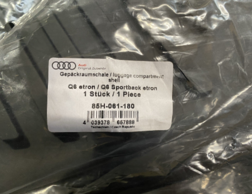 New Genuine Audi Q6 e-tron / Sportback Rubber Bootliner 85H061180