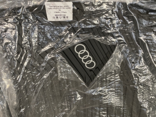 New Genuine Audi Q5 Rubber Bootliner Load Liner 8MA061182