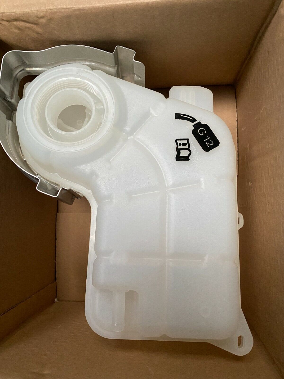 New Genuine Audi A4 2.0 tdi Expansion Tank With Heat Shield 8E0121405A