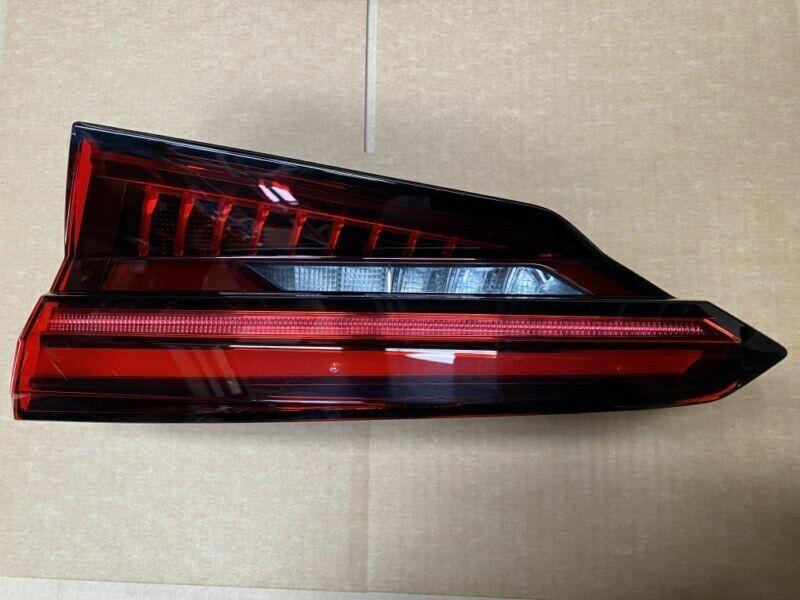 New (other ) Genuine Full set of Audi A5 S5 RS5 Led rear lights 8W6945091J 092J